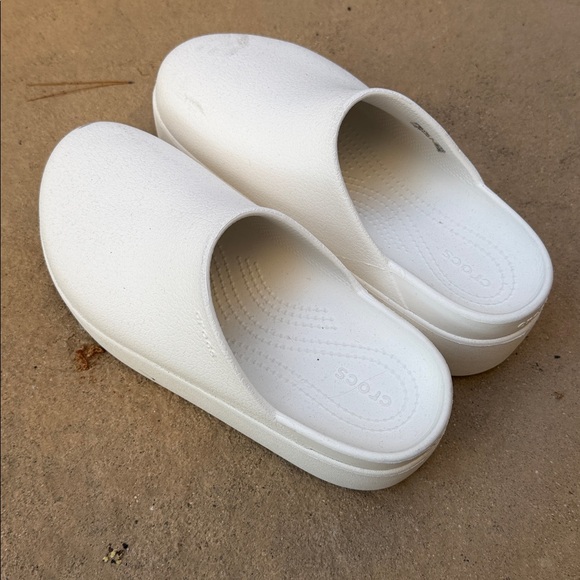 Crocs Dylan Clogs - Picture 3 of 5